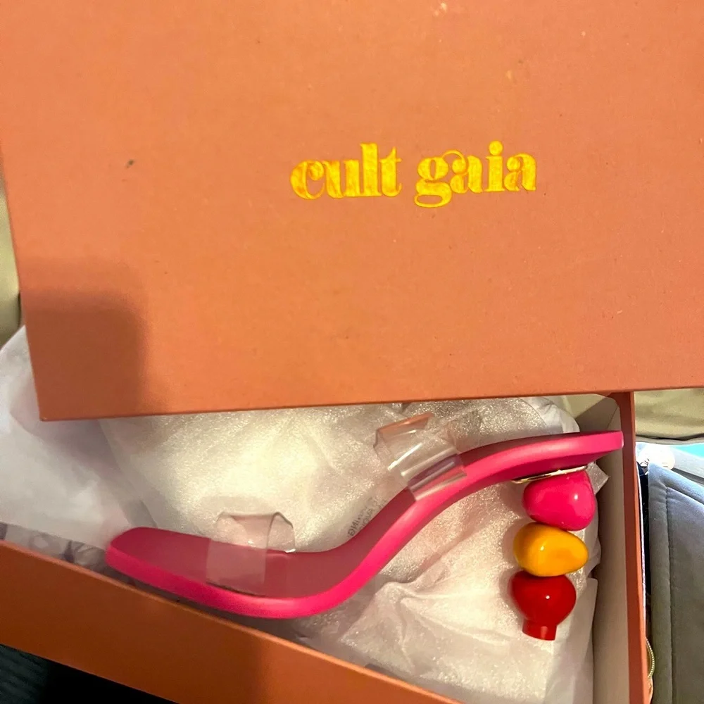 Cult Gaia Shoe: Meta-Stone Stacked Heels in Pink & Multi - Picture 4 of 5